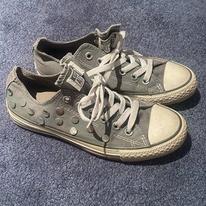 Used Converse - Gray - Accents - 5 Men/7Women